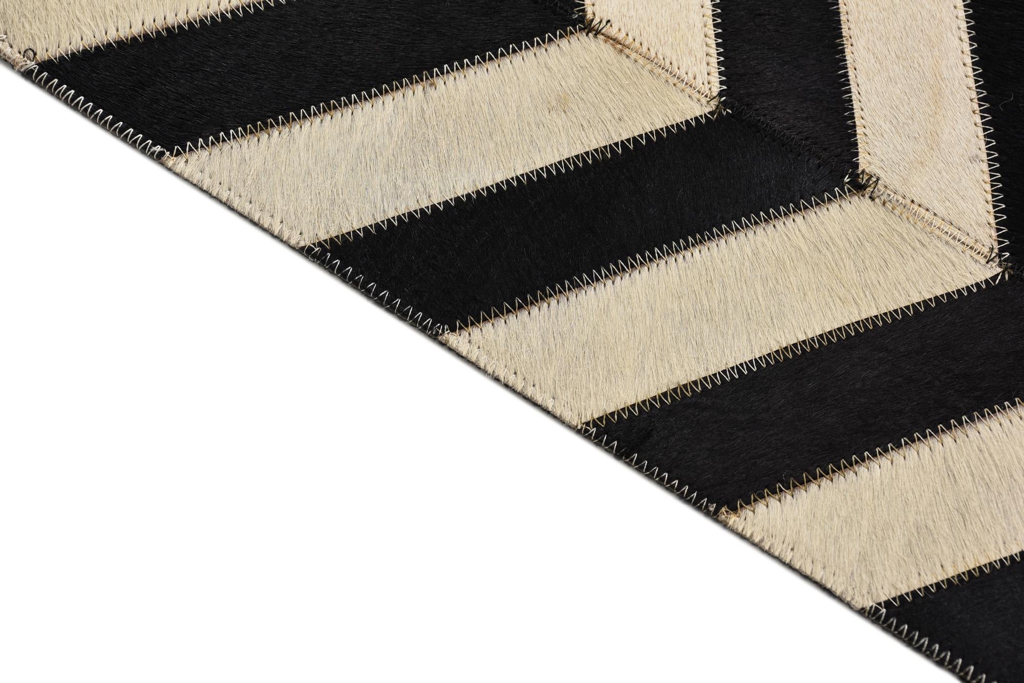 5' x 8' Cowhide Rug