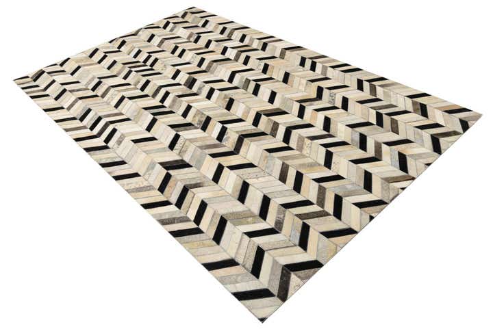 5' 2 x 8' 3 Cowhide Rug