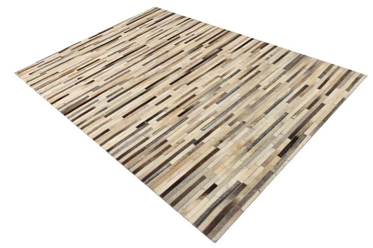 Detail image of 5' 4 x 7' 8 Cowhide Rug