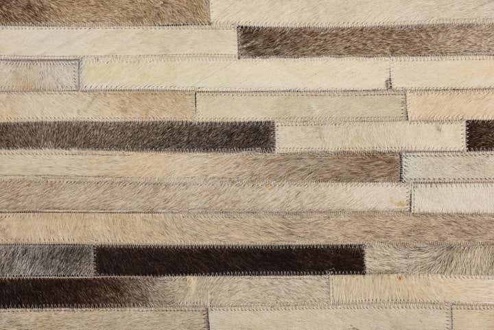 5' 4 x 7' 8 Cowhide Rug