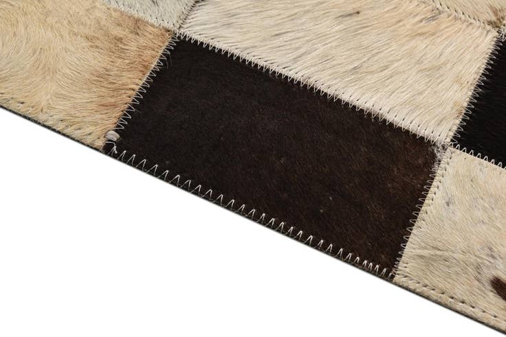 Detail image of 5' 2 x 7' 6 Cowhide Rug