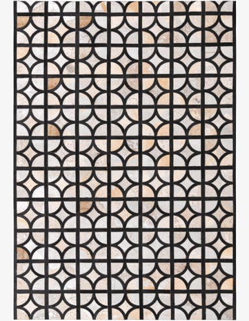 5' 3 x 7' 7 Cowhide Rug