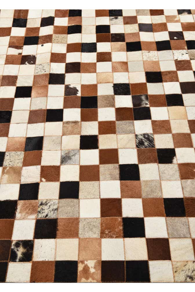5' 1 x 7' 10 Cowhide Rug