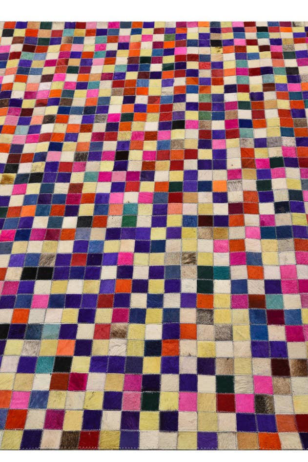 Detail image of 4' 10 x 6' 9 Cowhide Rug