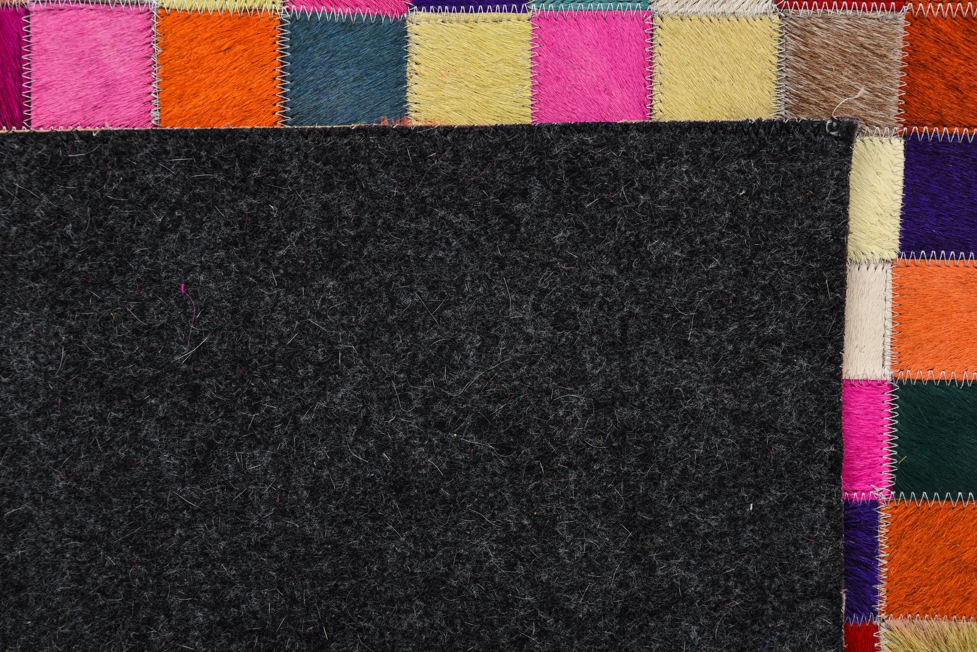 4' 10 x 6' 9 Cowhide Rug