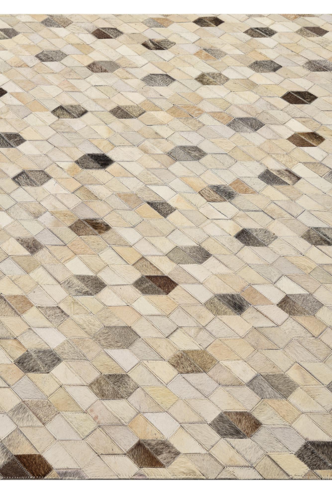 4' 6 x 6' 6 Cowhide Rug