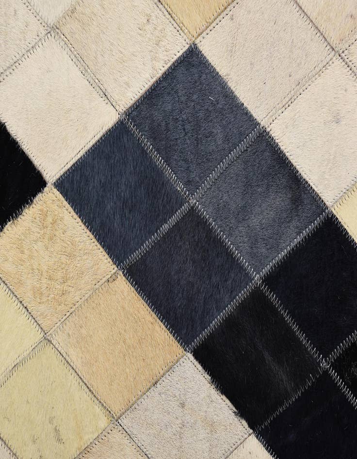 Detail image of 4' x 5' 10 Cowhide Rug