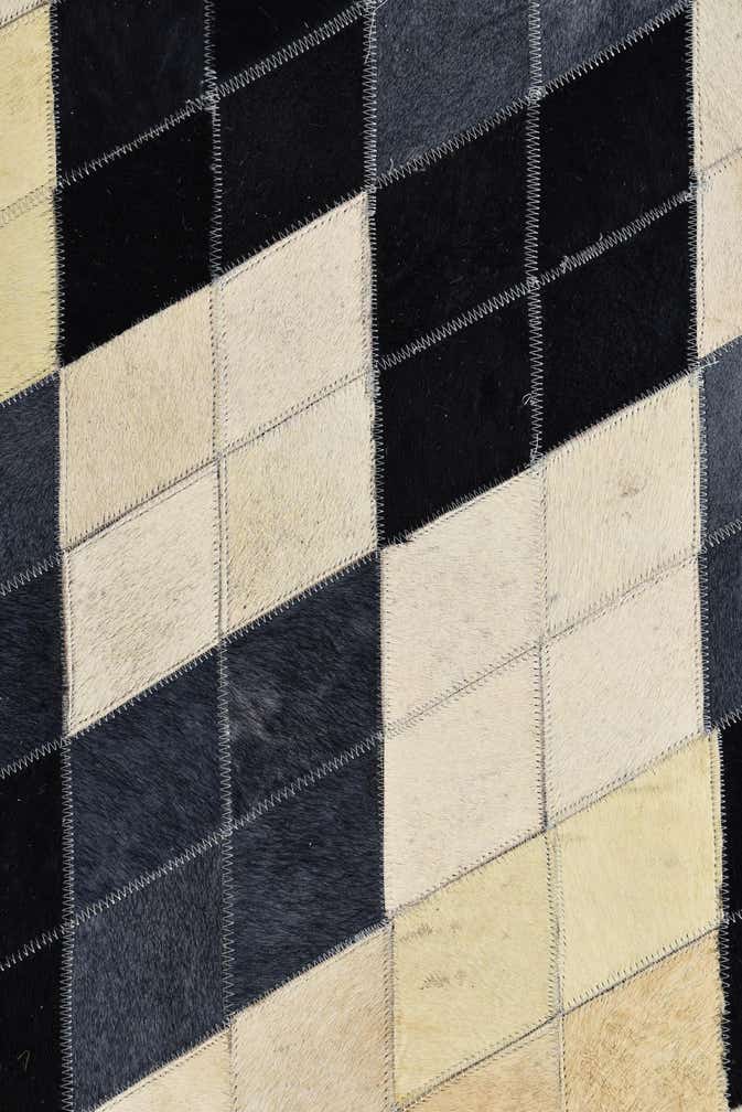 4' x 5' 10 Cowhide Rug