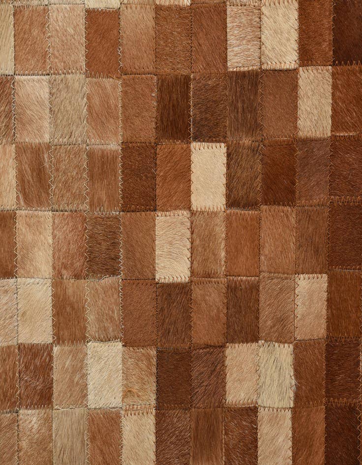 Detail image of 6' 7 x 9' 7 Cowhide Rug