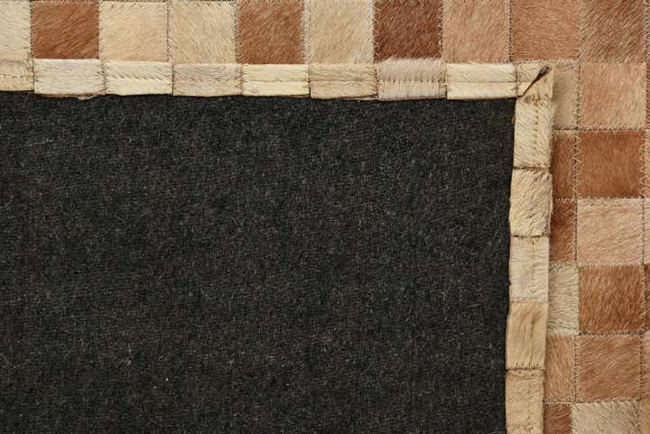 6' 7 x 9' 7 Cowhide Rug