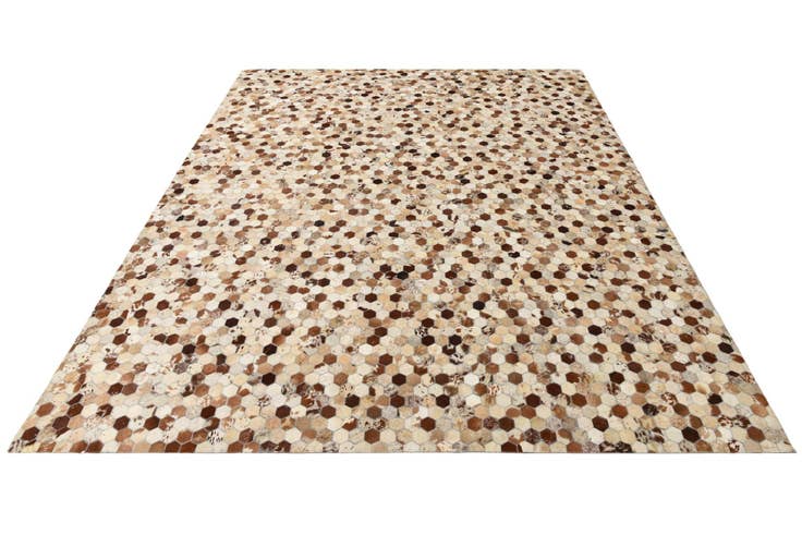 Detail image of 8' 1 x 9' 10 Cowhide Rug