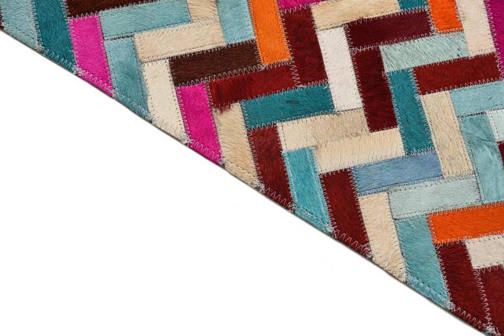 Detail image of 2' 1 x 3' Cowhide Rug