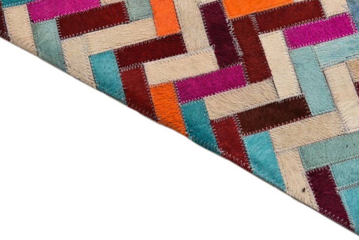 Detail image of 2' 1 x 3' Cowhide Rug
