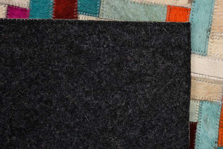 2' 1 x 3' Cowhide Rug