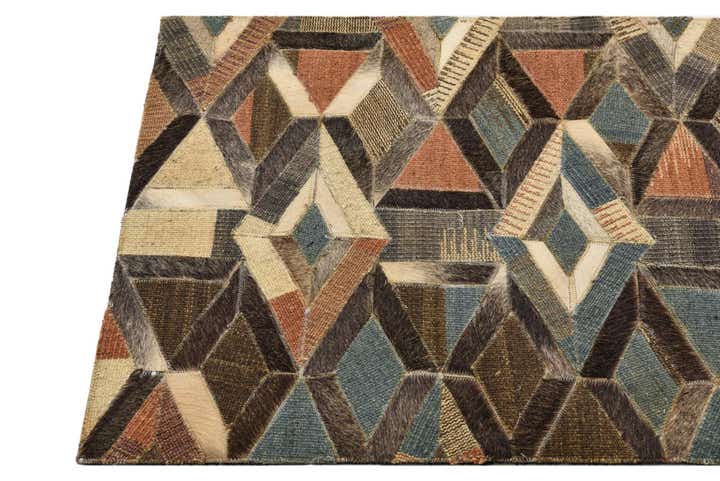 2' 2 x 3' 2 Cowhide Rug