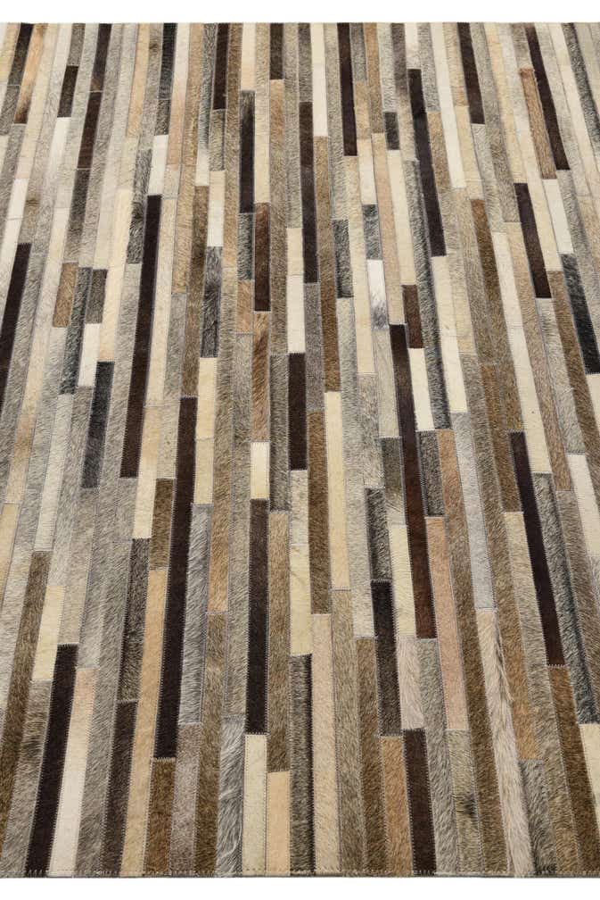5' 4 x 7' 8 Cowhide Rug