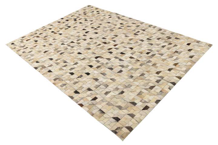 5' 4 x 7' 6 Cowhide Rug