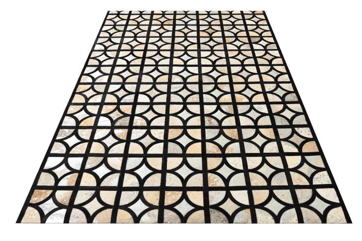 Detail image of 5' 3 x 7' 6 Cowhide Rug
