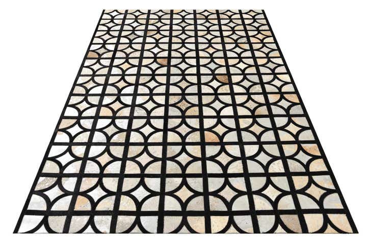 5' 3 x 7' 7 Cowhide Rug