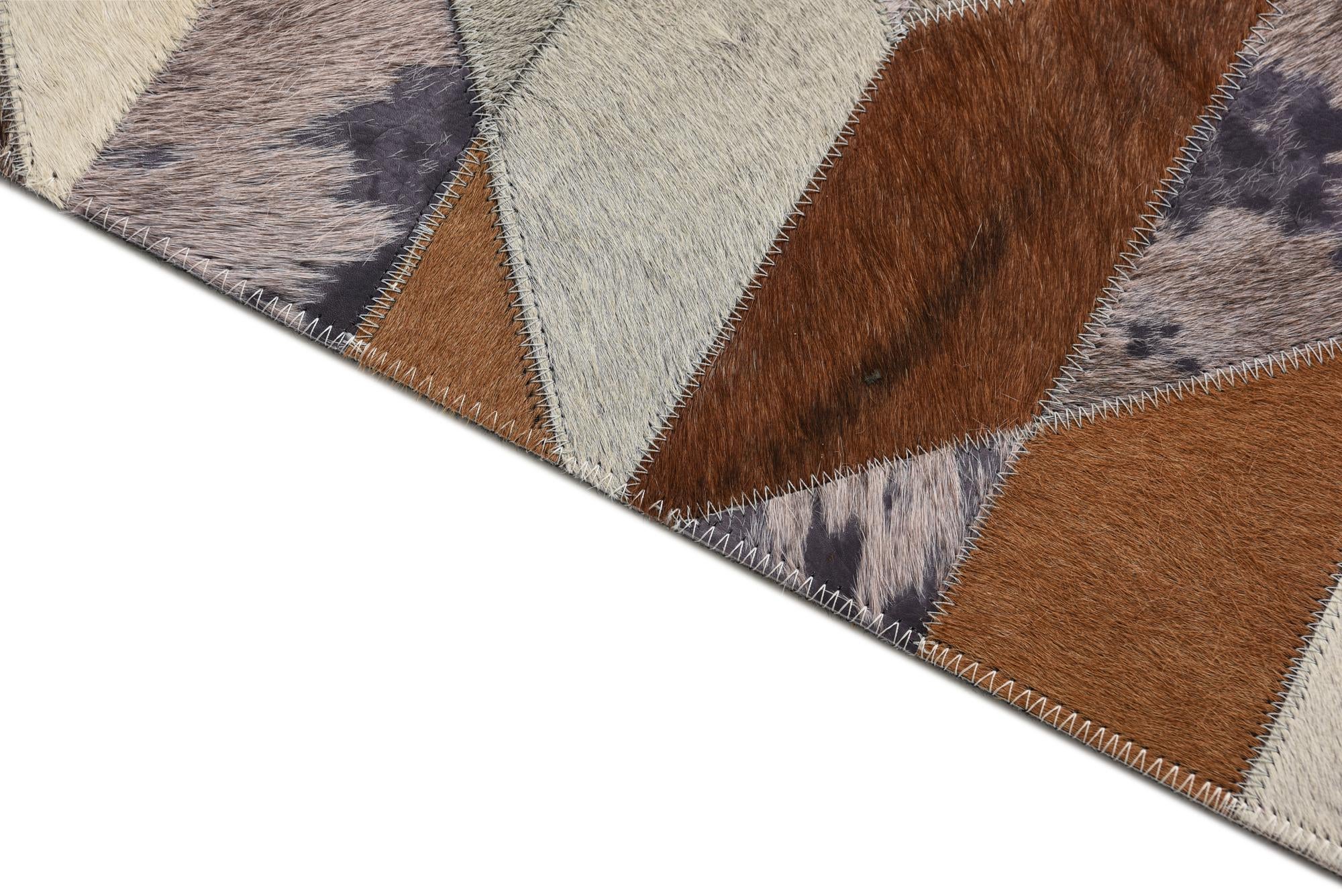4' 8 x 6' 5 Cowhide Rug