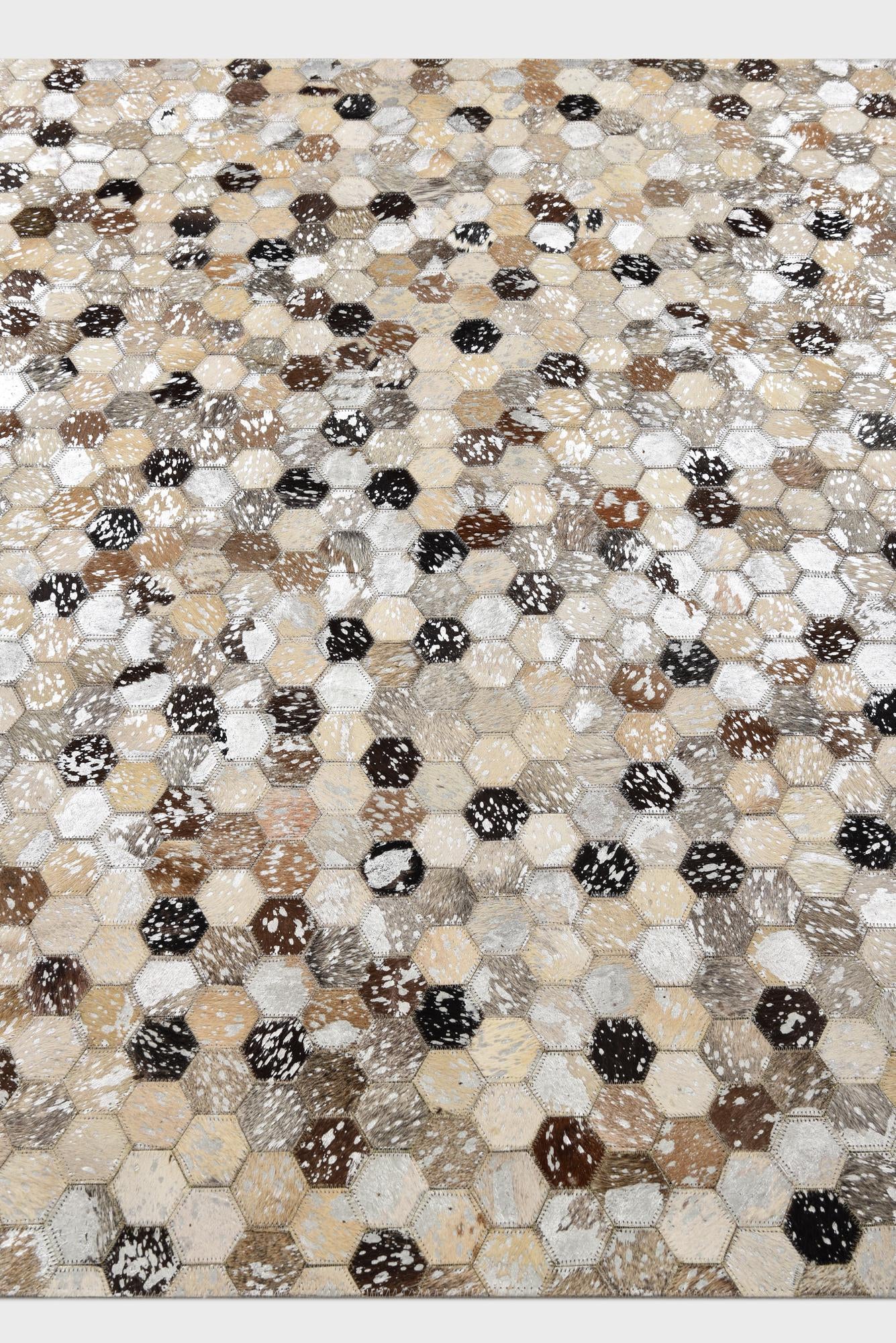 4' 8 x 6' 7 Cowhide Rug