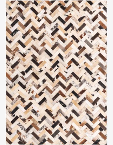 5' 4 x 7' 7 Cowhide Rug