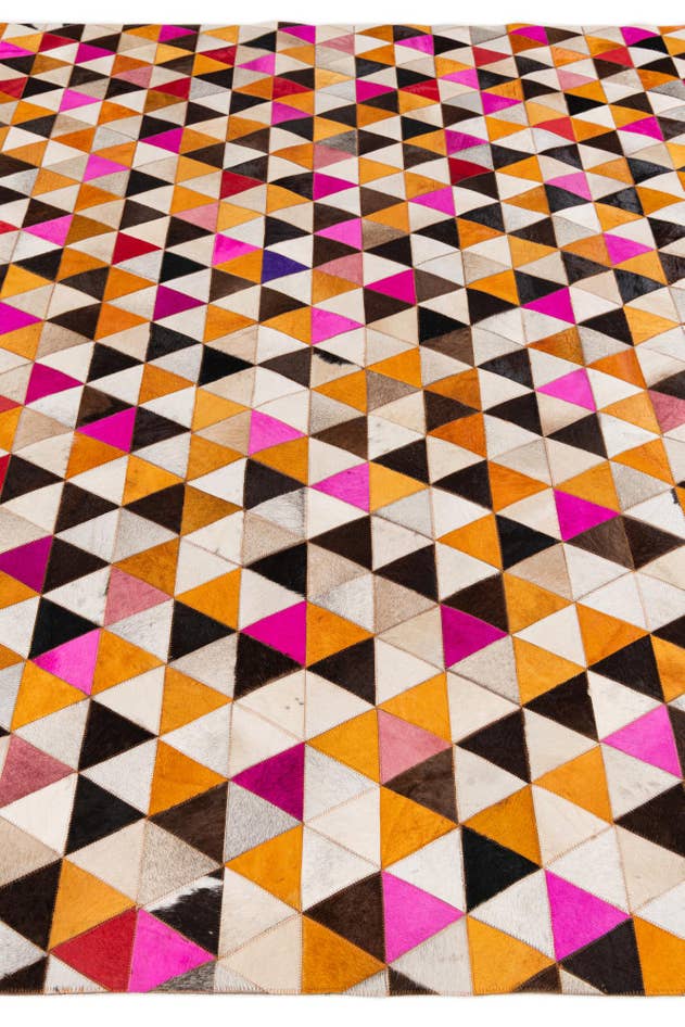 Detail image of 8' x 10' 1 Cowhide Stocks Rug