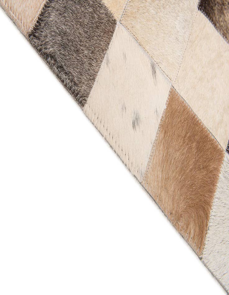 Detail image of 8' x 9' 11 Cowhide Stocks Rug