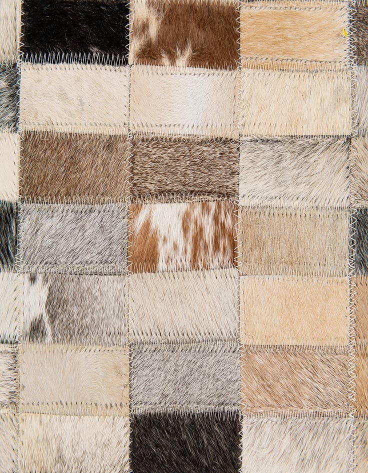 Detail image of 7' 11 x 9' 10 Cowhide Stocks Rug