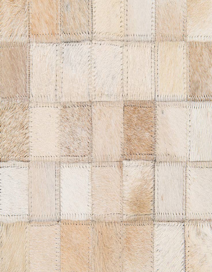 Detail image of 8' x 9' 10 Cowhide Stocks Rug