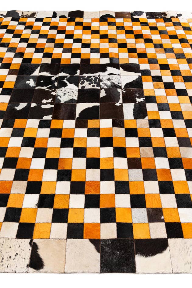 Detail image of 8' x 10' Cowhide Stocks Rug