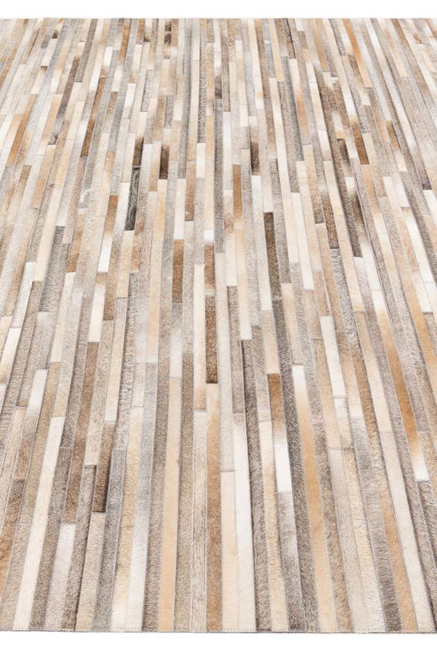 Detail image of 8' x 9' 11 Cowhide Stocks Rug