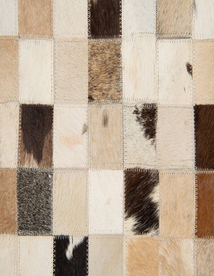 Detail image of 8' x 9' 11 Cowhide Stocks Rug