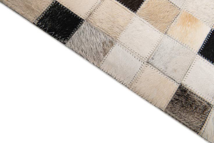 Detail image of 8' x 9' 9 Cowhide Stocks Rug