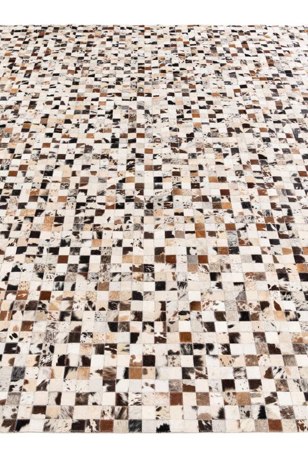 Detail image of 8' 1 x 10' Cowhide Stocks Rug