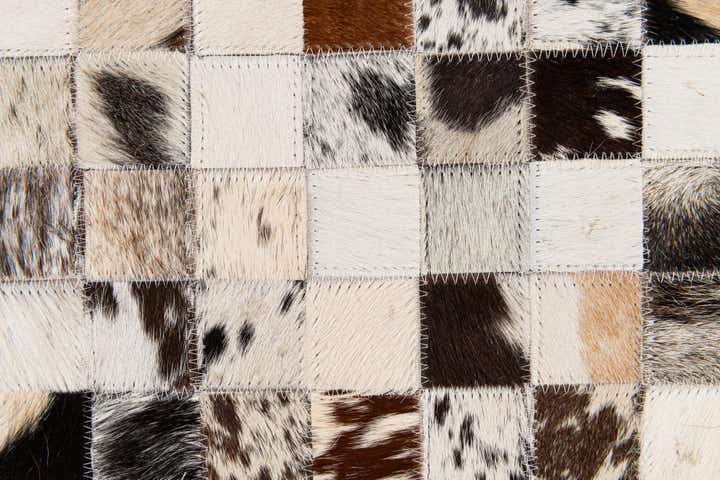 8' 1 x 10' Cowhide Stocks Rug
