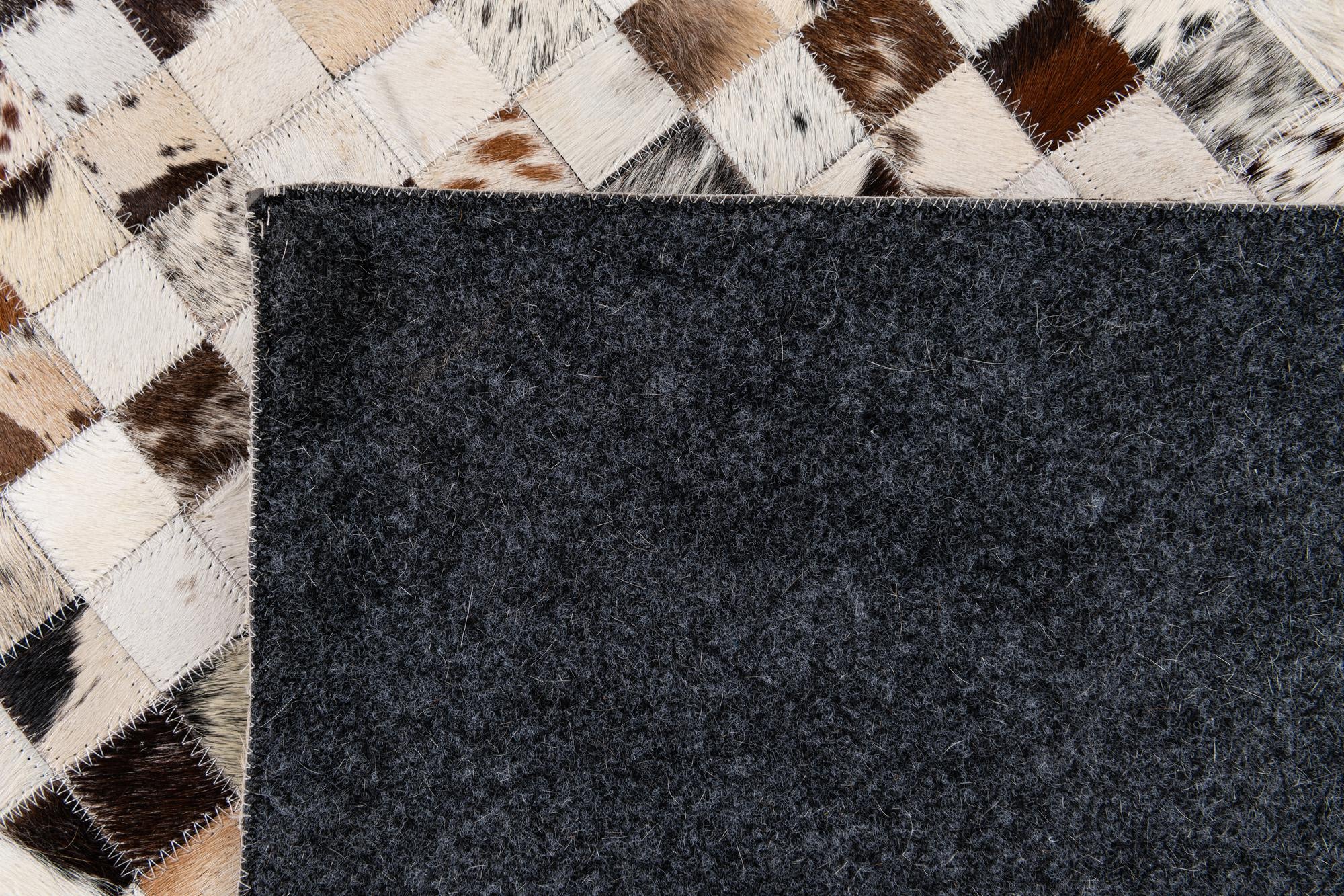8' 1 x 10' Cowhide Stocks Rug