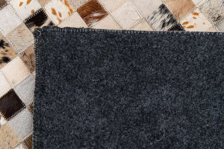 8' x 10' Cowhide Stocks Rug