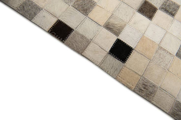 Detail image of 8' x 9' 11 Cowhide Stocks Rug