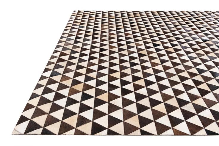 Detail image of 8' x 10' 1 Cowhide Stocks Rug