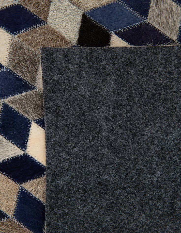 Detail image of 8' 1 x 9' 10 Cowhide Stocks Rug