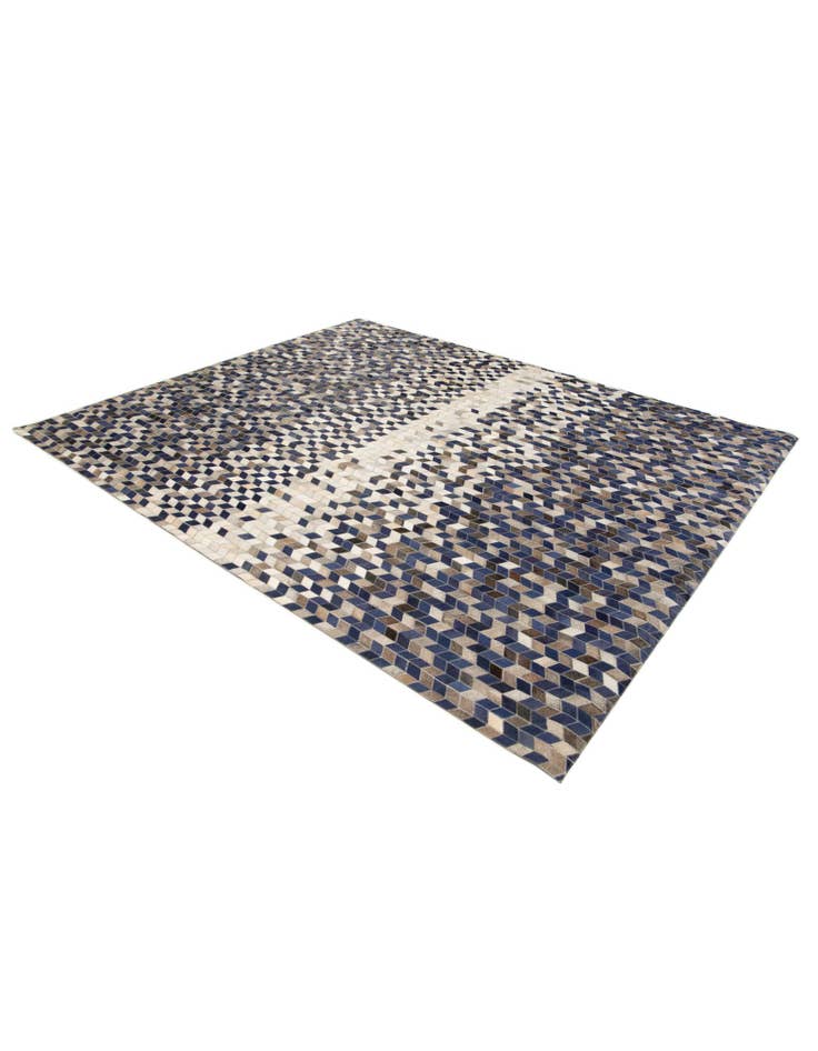 Detail image of 8' 2 x 10' Cowhide Stocks Rug