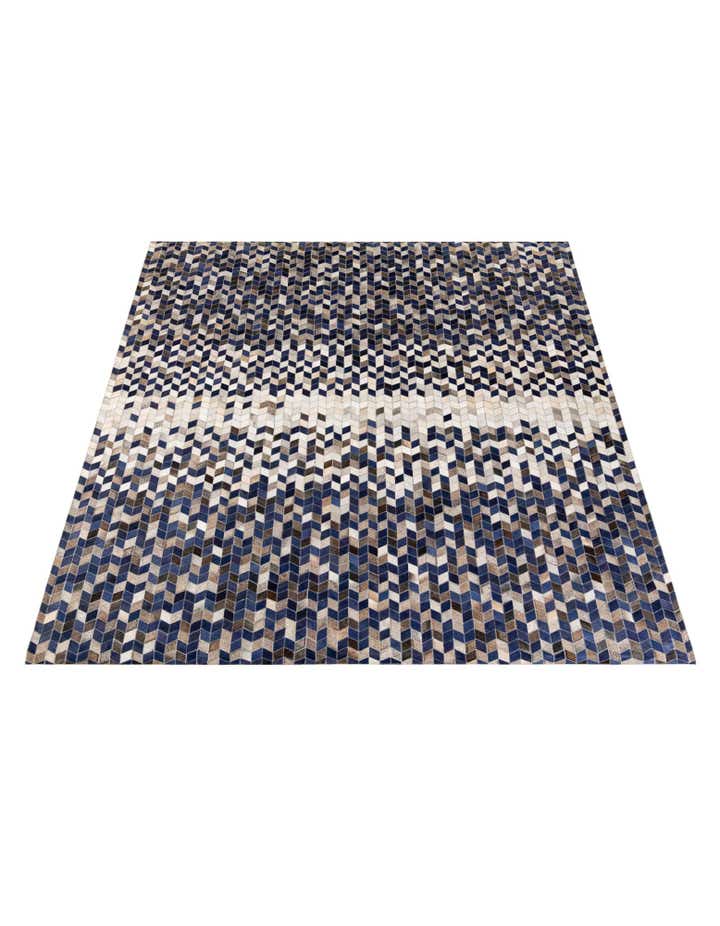 8' 2 x 10' Cowhide Stocks Rug