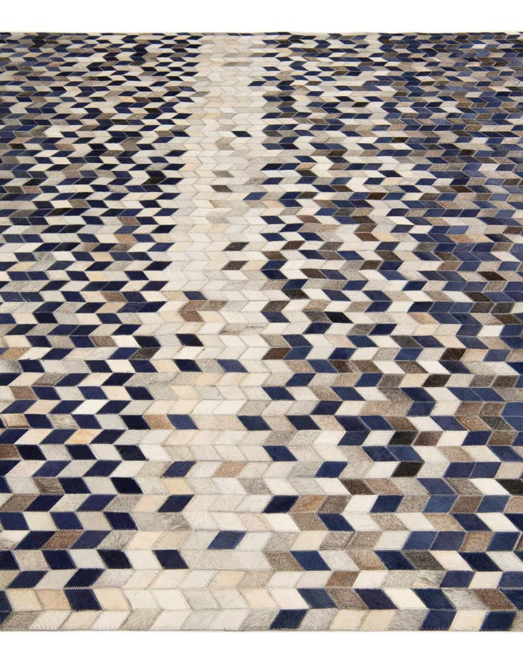 Detail image of 8' 2 x 10' Cowhide Stocks Rug