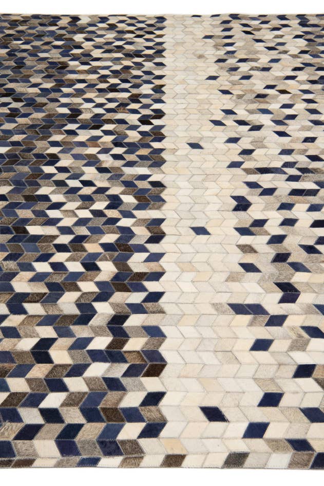 Detail image of 8' x 9' 11 Cowhide Stocks Rug