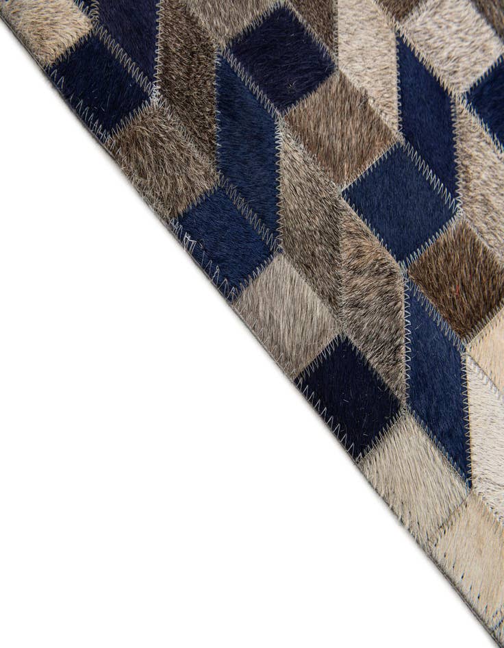 Detail image of 8' 1 x 10' Cowhide Stocks Rug