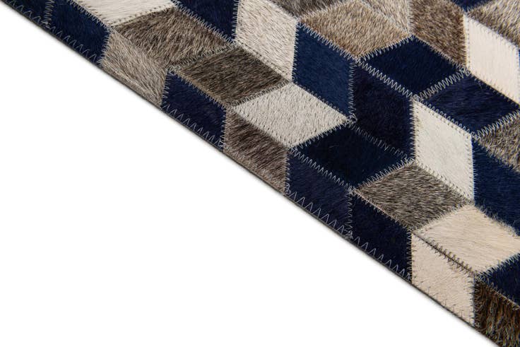 Detail image of 8' x 10' Cowhide Stocks Rug