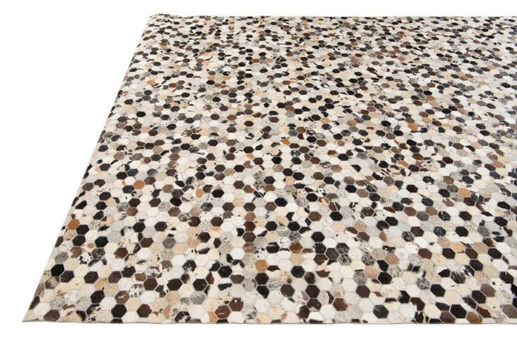 Detail image of 8' x 9' 10 Cowhide Stocks Rug