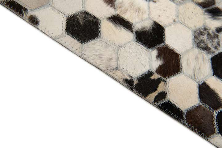 8' x 9' 10 Cowhide Stocks Rug