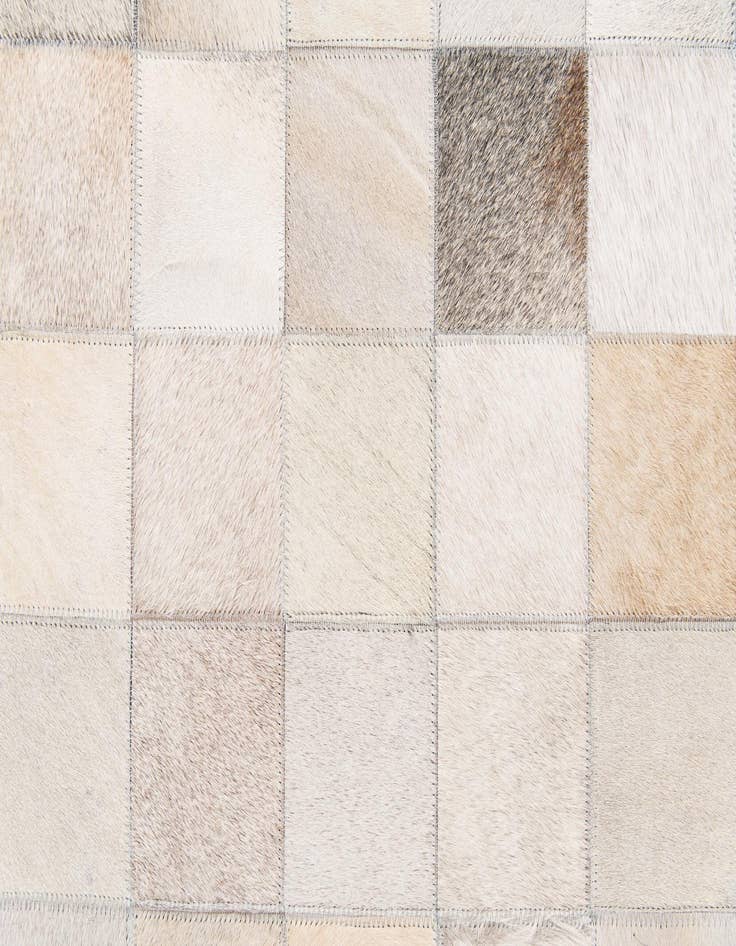 Detail image of 8' x 9' 10 Cowhide Stocks Rug